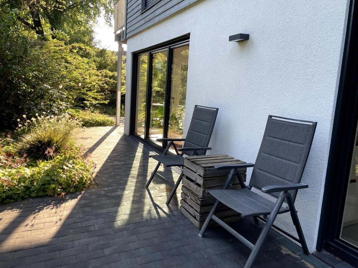 Modernes Holzhaus Im Skandinavischen Stil Mit Sauna, Garten Und 2 Katzen Norderstedt Zewnętrze zdjęcie